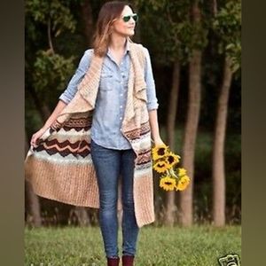 Anthropologie Sleeping On Snow Qullins Jacquard Sweater Vest tan aqua  XS/S